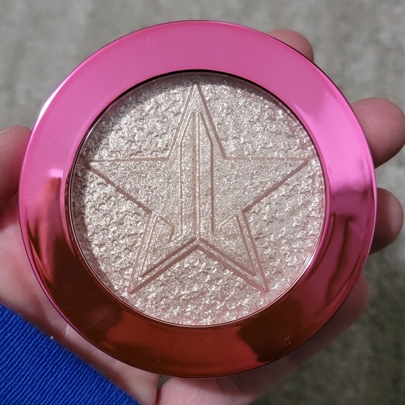 Jeffree Star Other - Jeffree Star Cosmetics Supreme Frost Highlighter